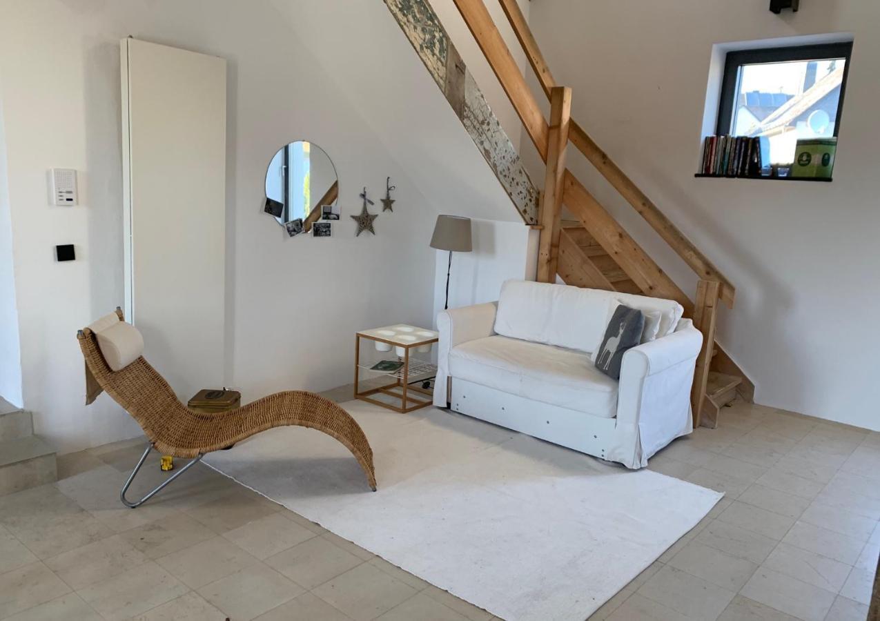 Design Appartment With Big Terrace Halsenbach Kültér fotó